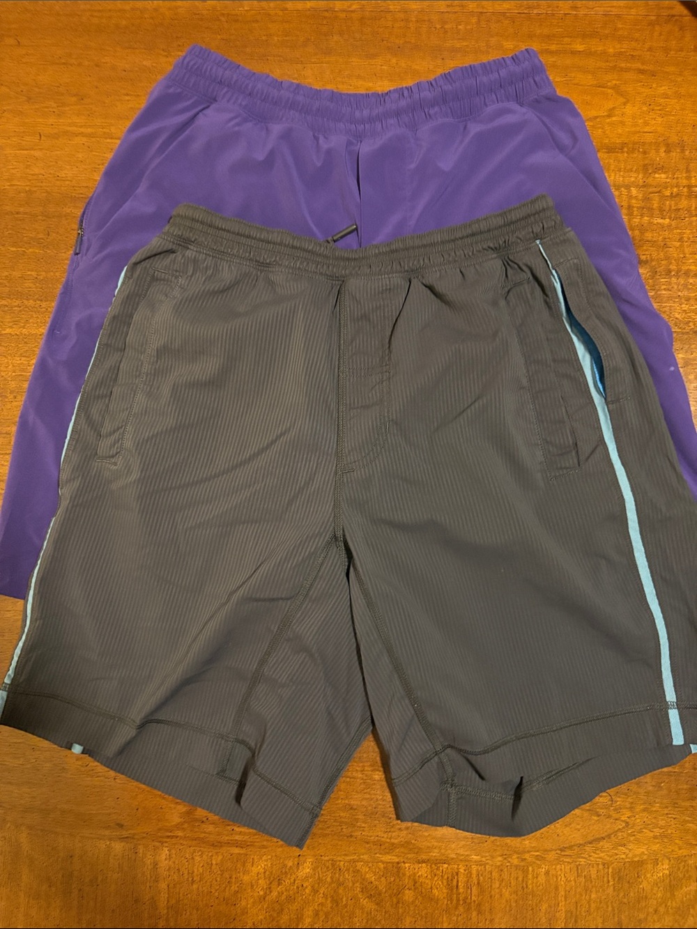 ♥️ lululemon 🍋 Men's Pace Breakers Shorts - Black, Purple & Light Blue Trim